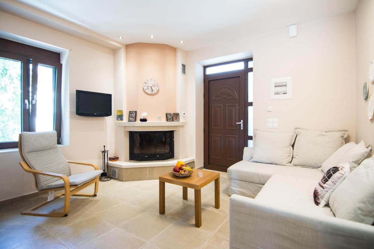 Papa-Antonis Stone House Villa Zarós Dış mekan fotoğraf